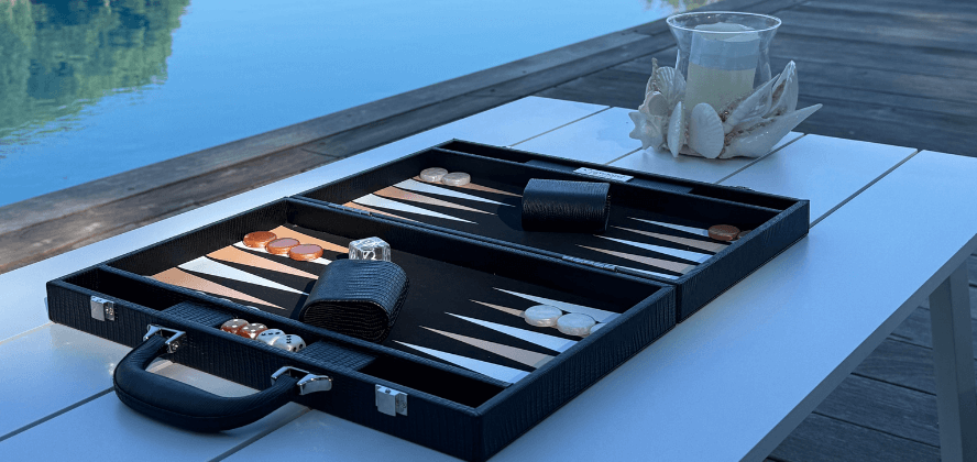 L’art du backgammon en voyage : jouer avec style partout dans le monde
